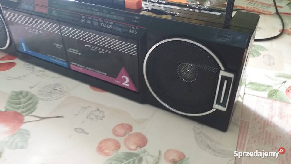 Radiomagnetofon International Pozostałe mazowieckie Kozienice sprzedam