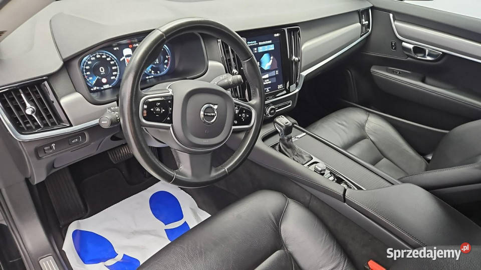 Volvo V90 D4 SCR Momentum Pro Z Polskiego Salonu wspomaganie kierownicy