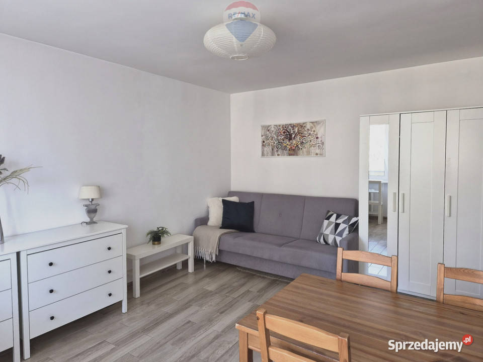 Funkcjonalne 2 pokoje z balkonem metra