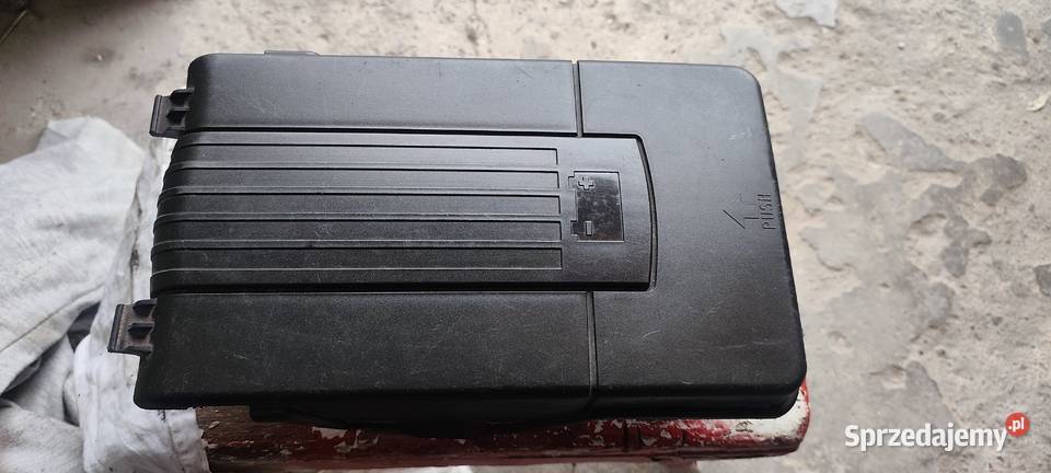 Osłona akumulatora VW Golf Passat Obudowy akumulatorów pomorskie Pelplin sprzedam