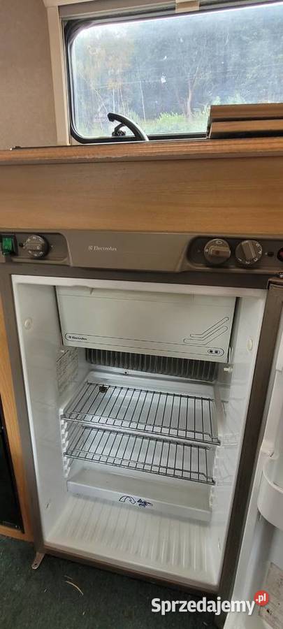 Lodowka Electrolux RM 4270 ZASILANA NA 12v 230 Pozostałe dolnośląskie Świdnica