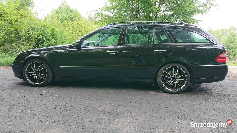 Mercedes w211 32 CDI R6 Avangarde Rok produkcji 2003 łódzkie Łódź