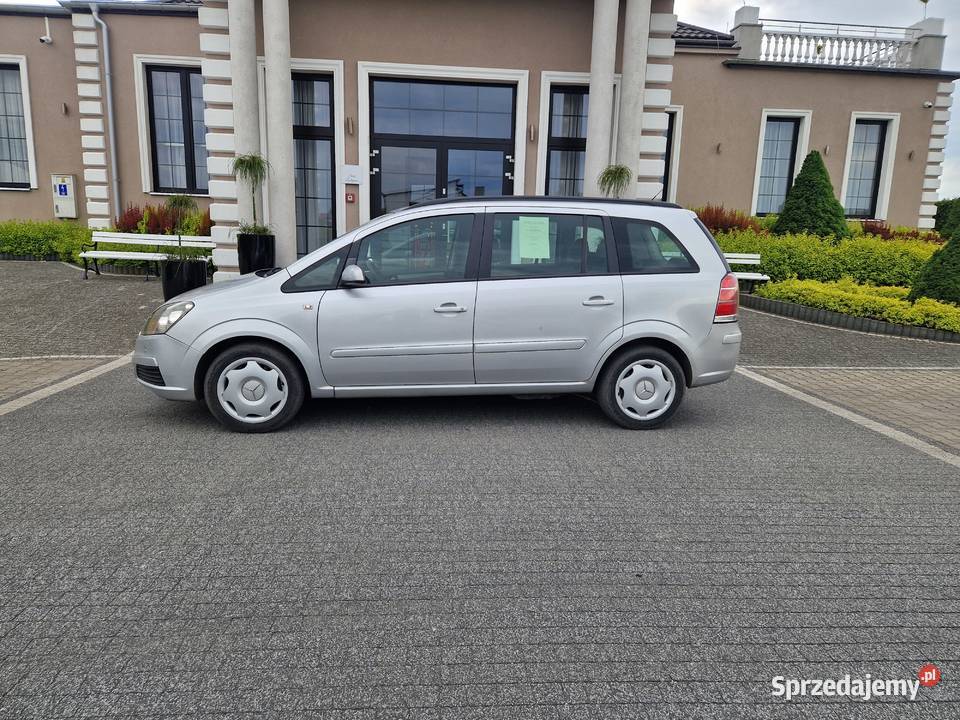 Opel Zafira 16 benzynka 7 osób Zamiana Zafira Łuków