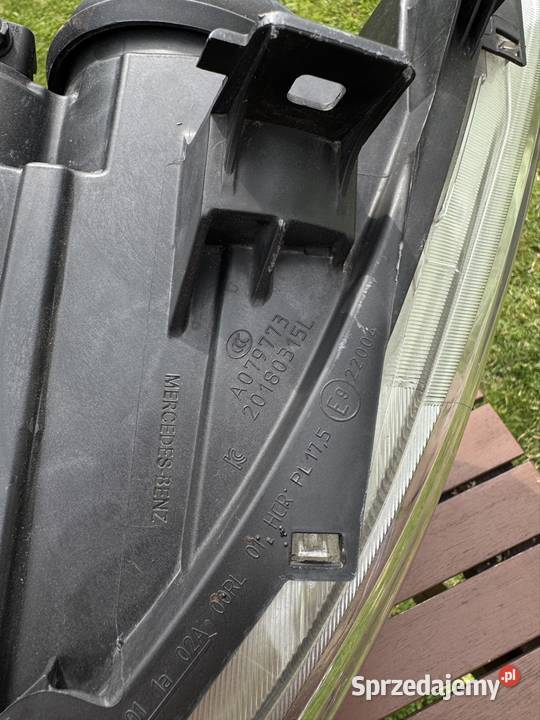 Lampa lewa przednia MERCEDES SPRINTER W910 lewy lubelskie Gościeradów Ukazowy