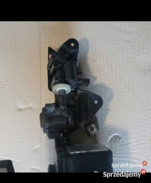 BMW K 1600 GT GTL OEM SCHOWEK KIESZEŃ ZAMEK LEWY Nowy Tomyśl