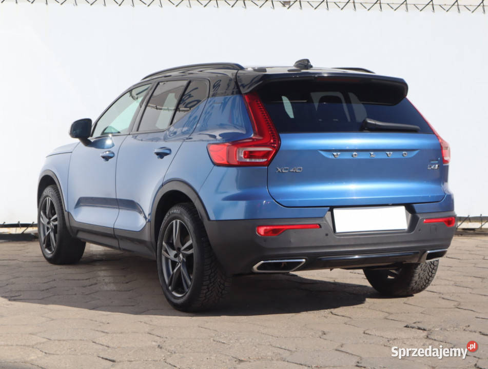 Volvo XC40 D4 AWD Łódź