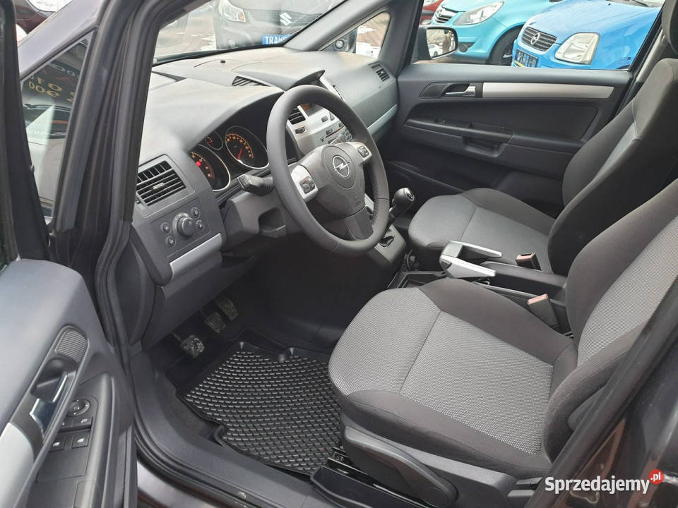 Opel Zafira 18 Benzyna 7 osób Klima Navi 2 kpl
