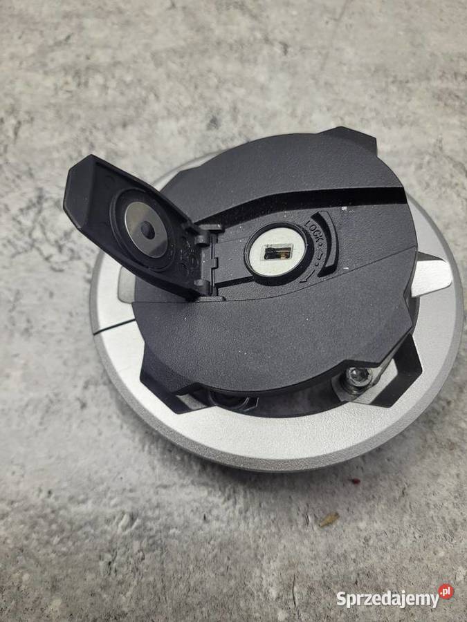 Kawasaki Z900 Z 900 2025 wlew paliwa korek Nowy Tomyśl