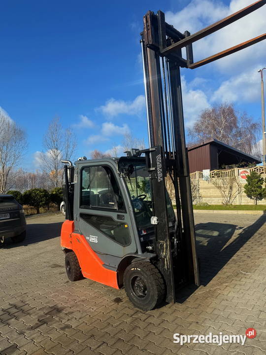 wózek widłowy TOYOTA 8FDF25 2500 Pyroban diesel