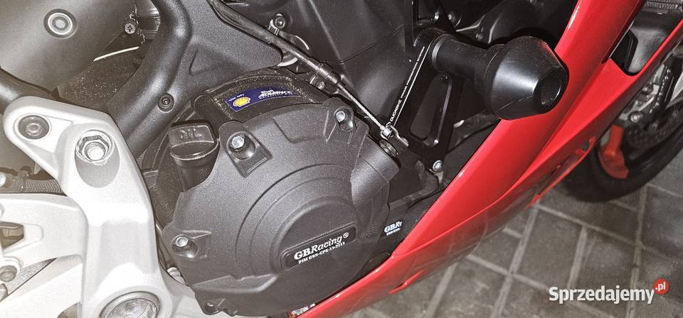 Ducati Supersport S 937 ładny czerwony