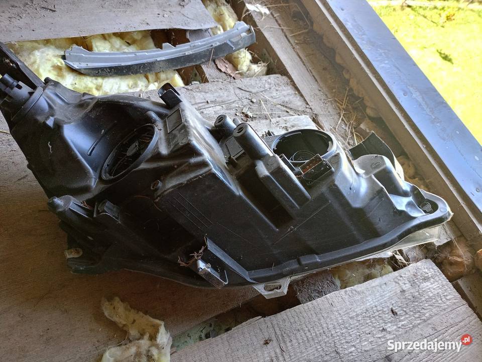 Opel astra j lampa lewa lift Grzechynia