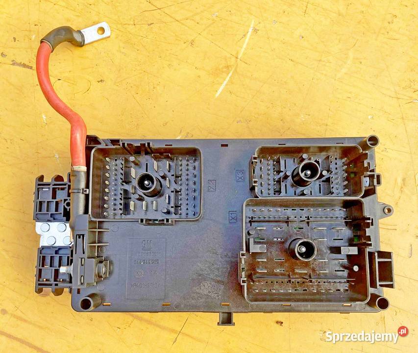 OPEL INSIGNIA A 20 TURBO KOMBI SKRZYNKA Radom