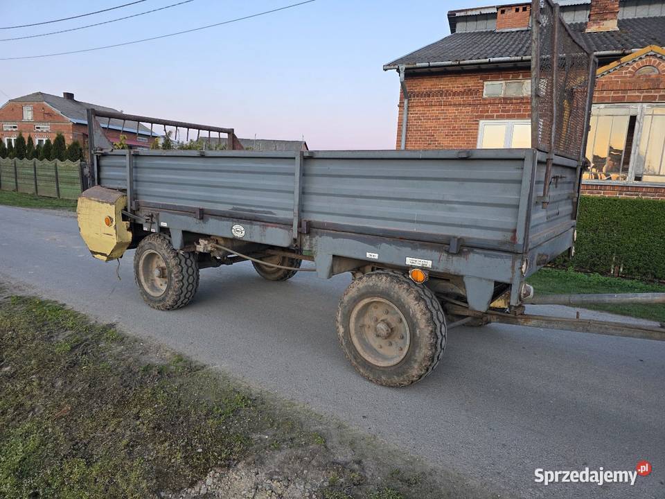 Rozrzutnik obornika dwuosiowy czarna białostocka świętokrzyskie Samborzec