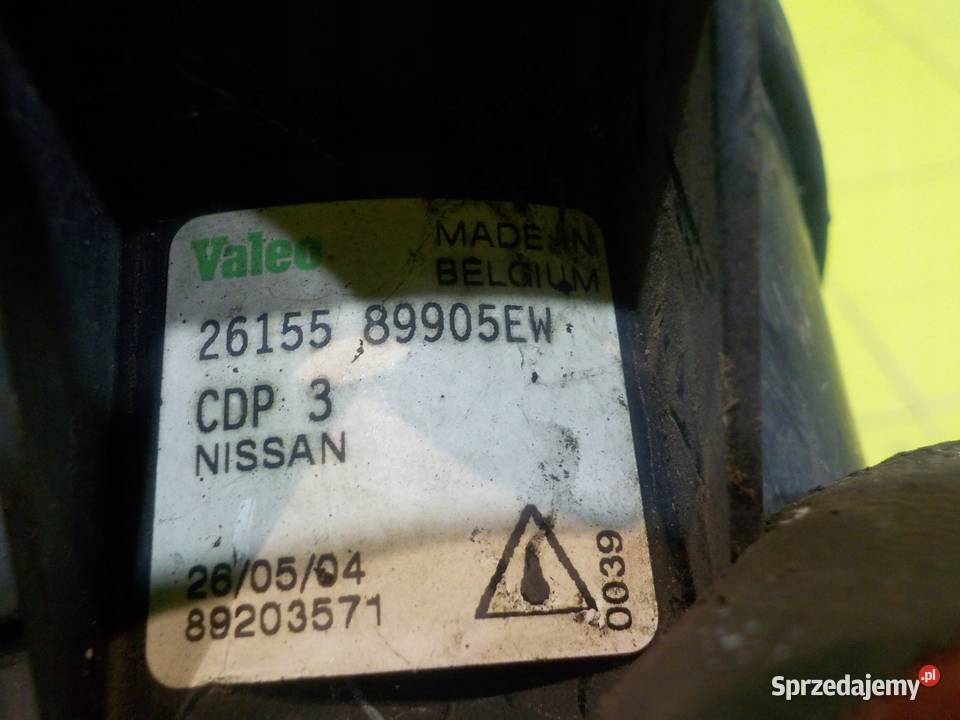 NISSAN XTRAIL T30 I LIFT 25 B 04r 5D halogen osobowe Oświetlenie Suków sprzedam