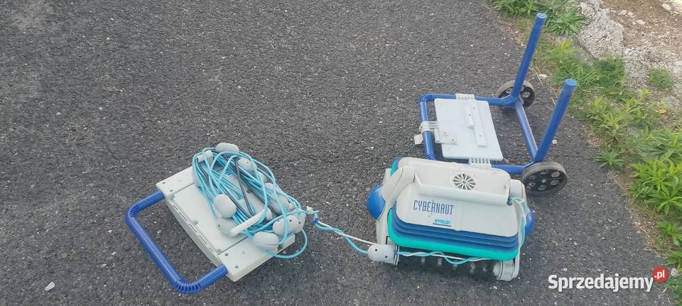 robot do czyszczenia basenów Zodiac Cybernaut