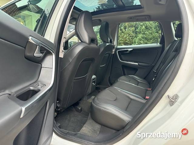 volvo xc60 20d nowy rozrząd i kpl sprzęgło sprzedam
