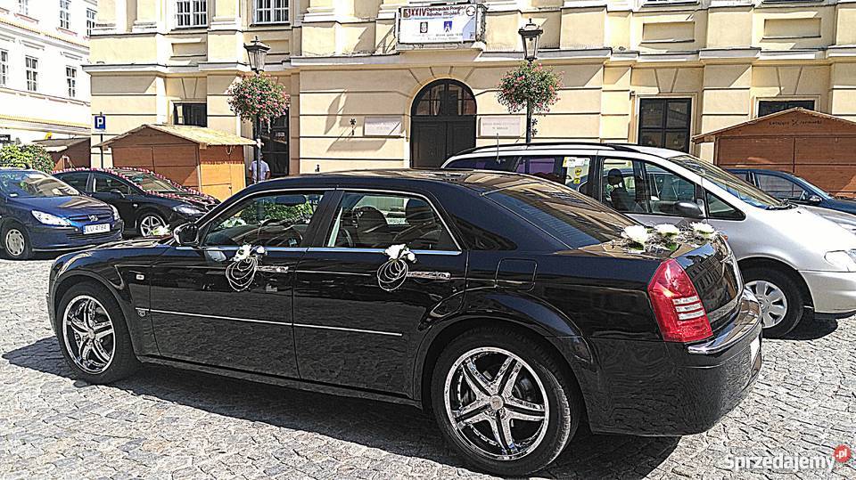 Auto do ślubu limuzyna CHRYSLER 300C Usługi Lublin