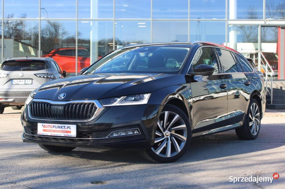 Skoda Octavia 2022r Matrix Hak Temp Adapt Navi Kraków sprzedam