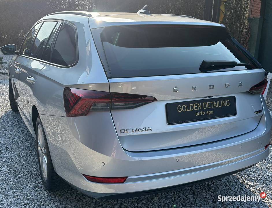 Skoda Octavia IV 15 DsgCeramikaDwa komplety opon Węgrów