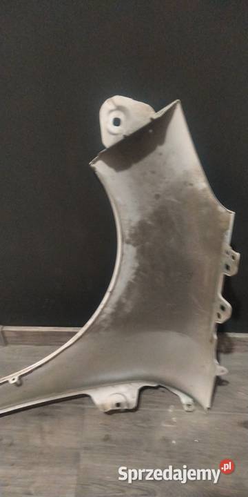 Ford Fiesta MK8 błotnik przedni prawy osobowe Łódź