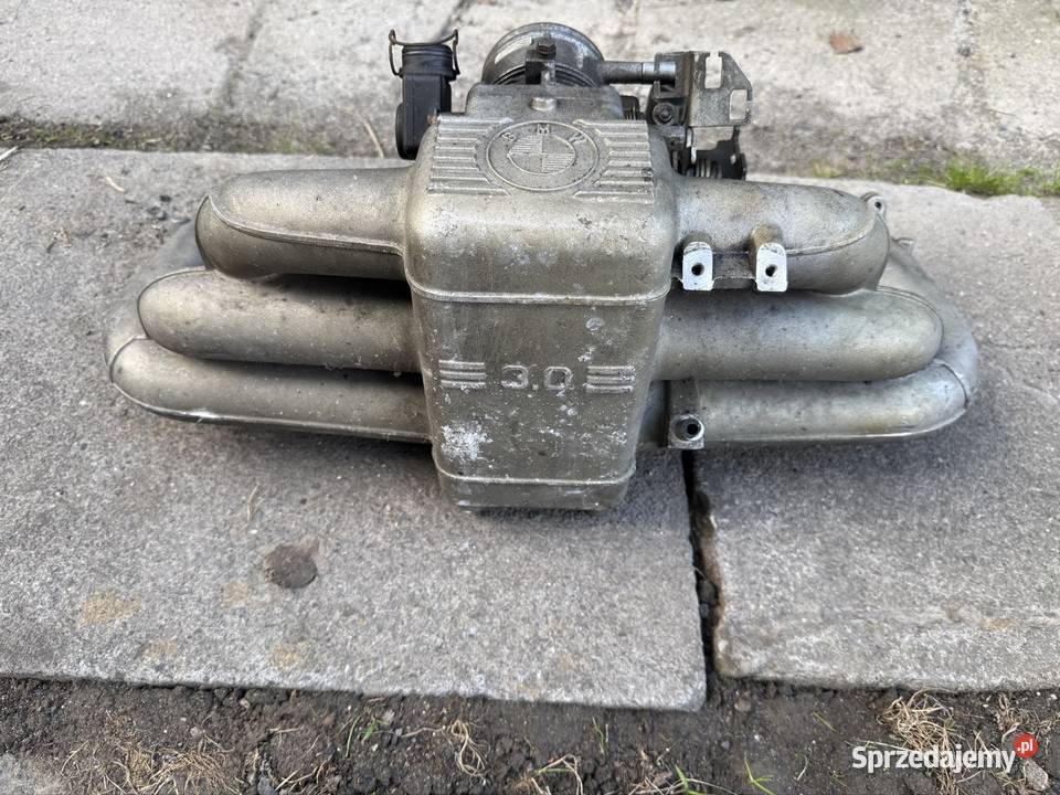 Kolektor ssący BMW e32 730 przepustnica Mszana