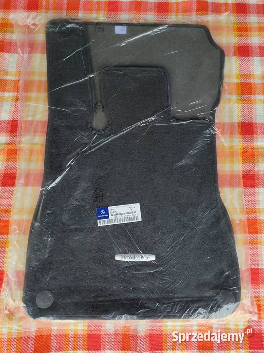 Oryginalne dywaniki welurowe Mercedes SL R231