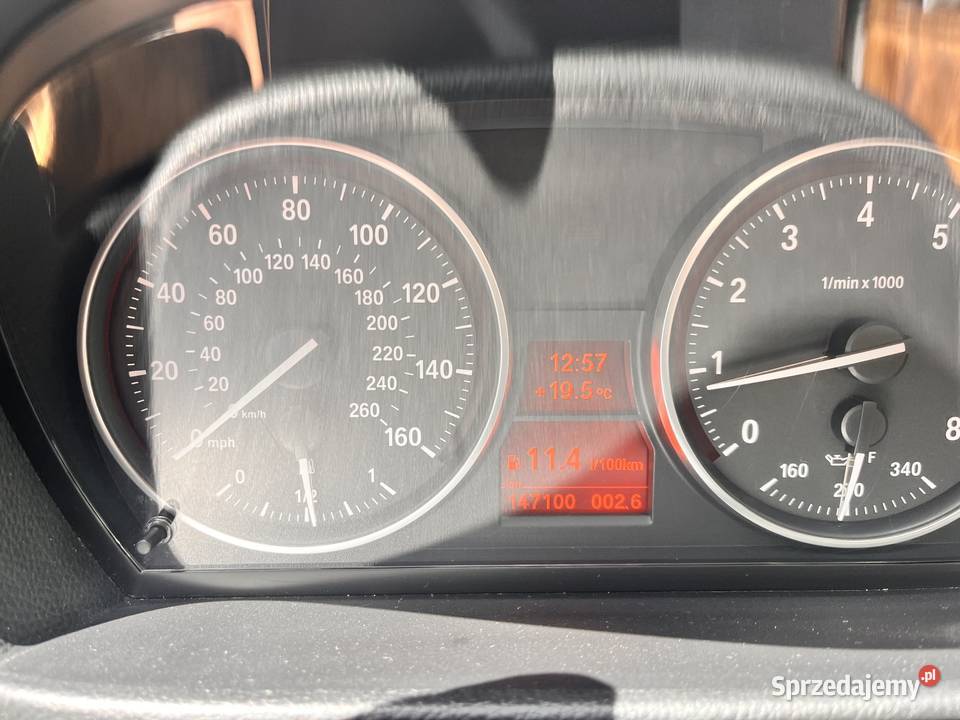 BMW 335i Niski przebieg 10 lat w jednych rękach benzyna Warszawa