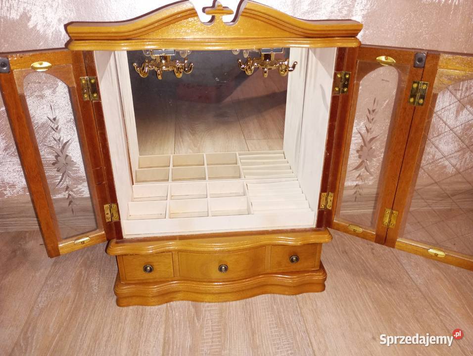 Szkatułka drewniana wysoka 41 szafeczka Biłgoraj