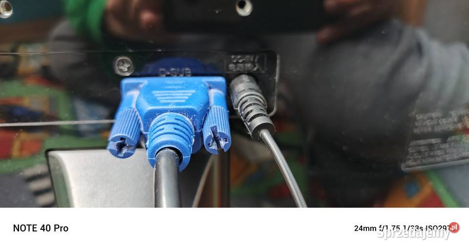 Monitor LG z przejściówką na HDMI LG Brodnica