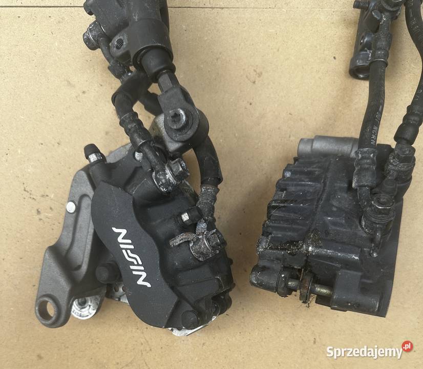 HONDA CBR 1100XX zaciski hamulcowe przód komplet Stargard sprzedam