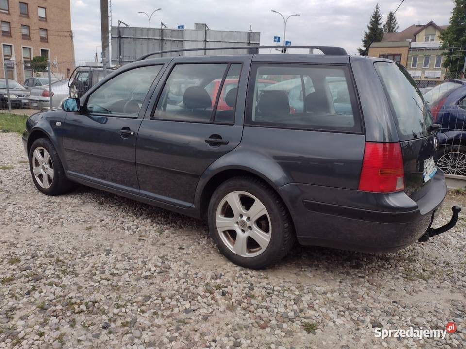 Volkswagen Golf 16 bGaz 2001 Hak Białystok