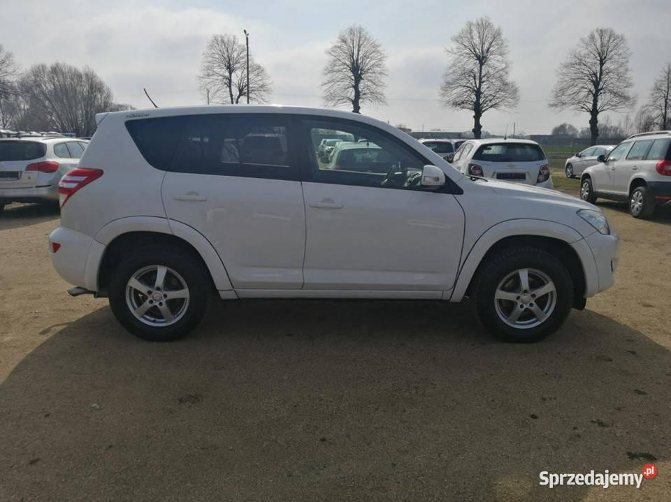 Toyota RAV4 20 160 klimatronik elektryka hak III Strzegom