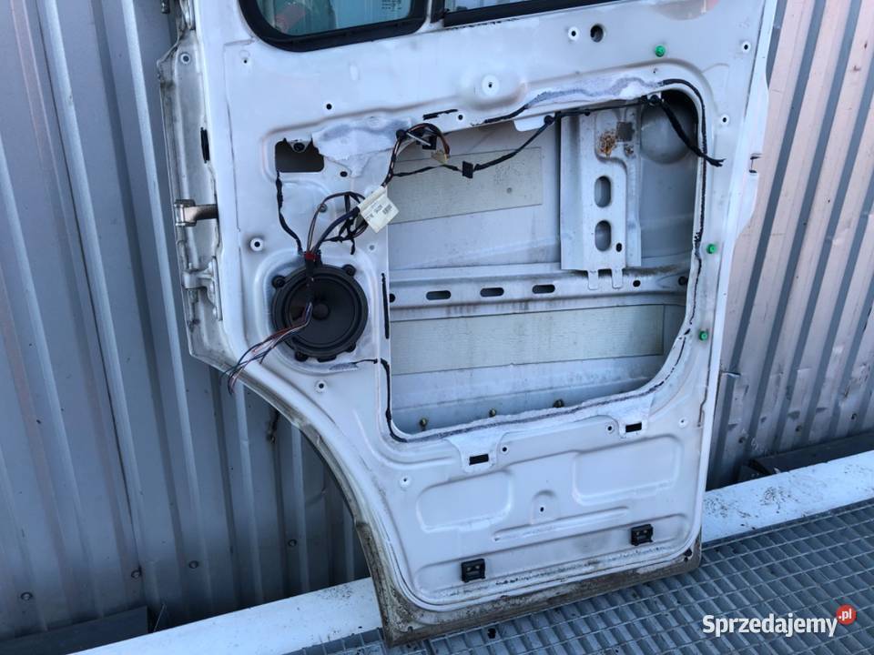 DRZWI PRAWY PRZÓD VW CARFTER 30 35 Bus 0616 sprzedam