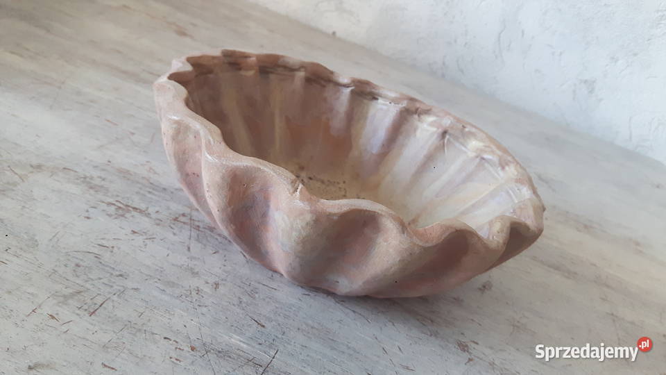 Naczynie ceramiczne ręcznie wykonane