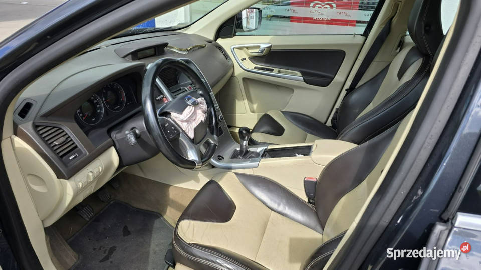 Volvo XC 60 Zadbane Jeżdżące Hak Relingi SUV Karczew sprzedam