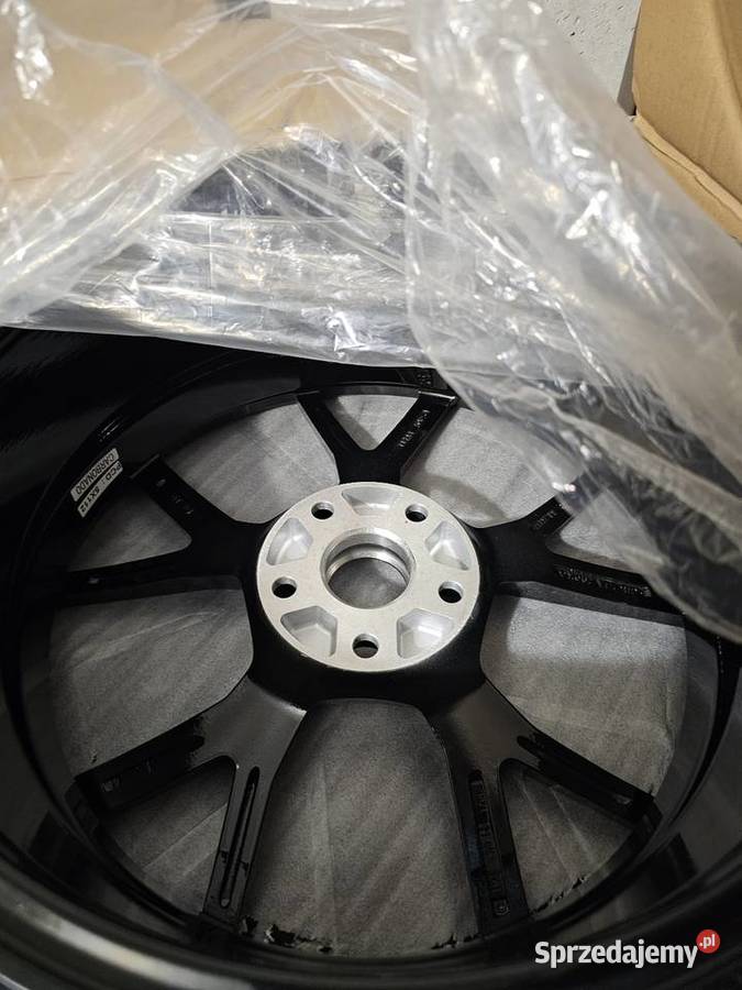 Felgi Carbonado Predator BFP 5x112 18x80 ET 45 dolnośląskie Lubin