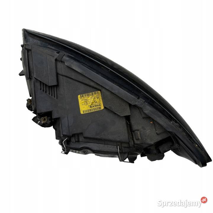 Lampa reflektor przód przednia prawa VOLVO C30 Barłogi