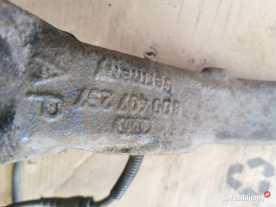 Zwrotnica lewa passat b5 fl 8D0407257AP superb Łódź