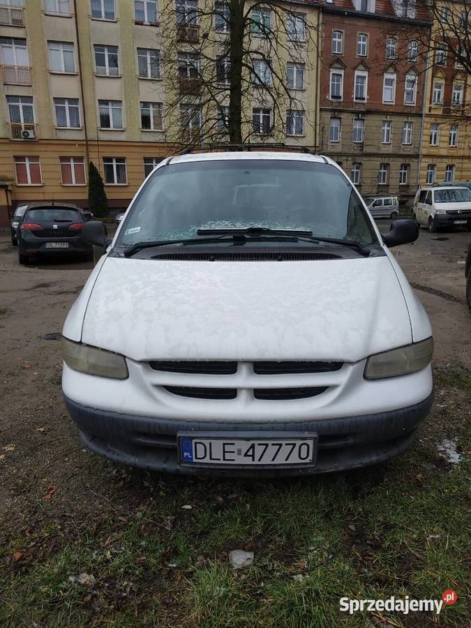 Chrysler Voyager 24 BENZLPG elektryczne szyby Legnica sprzedam