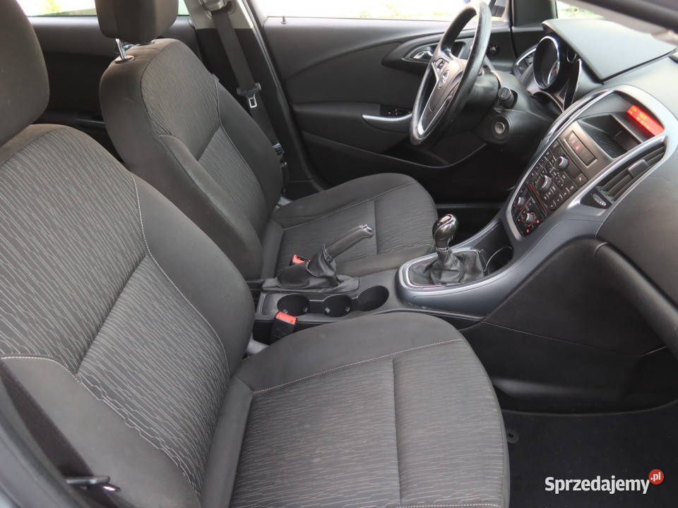 Opel Astra 14 16V 4/5