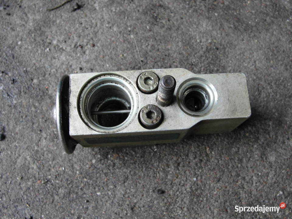 ZAWÓR ROZPRĘŻNY KLIMATYZACJI MERCEDES CLK W208 Dąbrowa