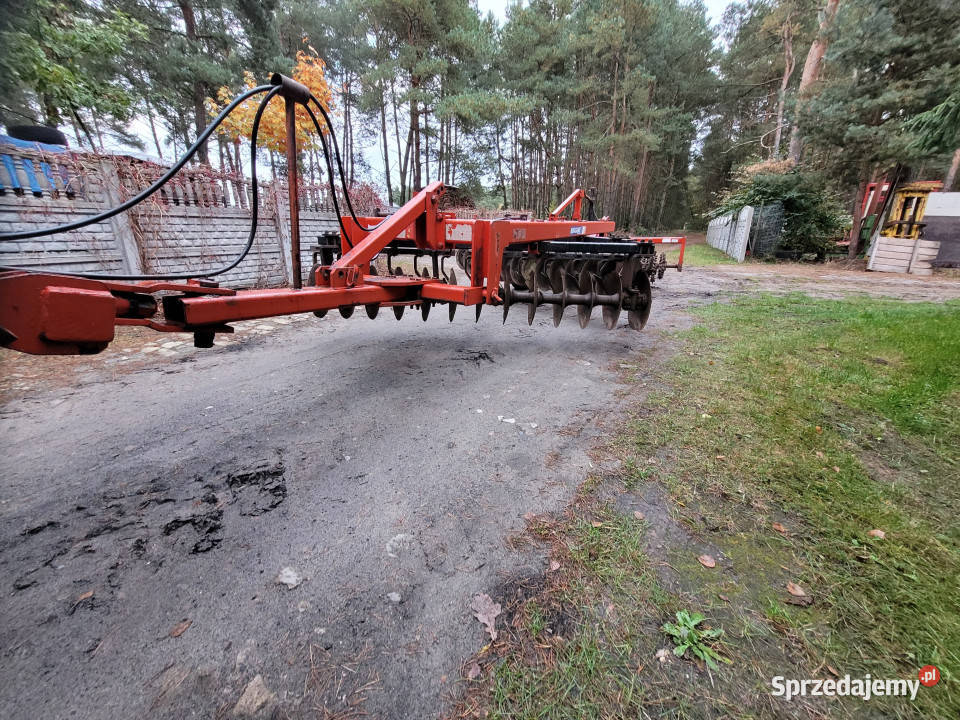 Brona talerzowa z wałem CROSSKILL 3 m QUIVOGNE Spławie