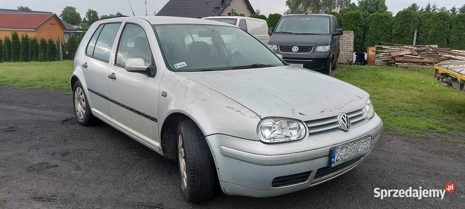 Volkswagen Golf IV 16SR 100 DB StanKlimaHakNa