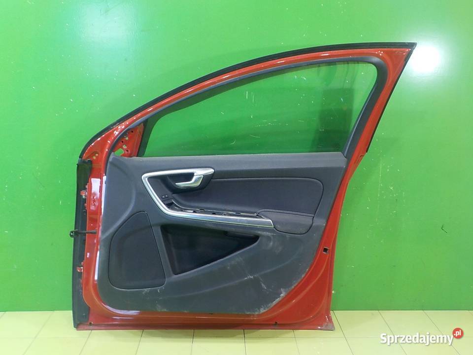 VOLVO S60 II RDESIGN 16 T3 11r SEDAN 4D drzwi mazowieckie Suków sprzedam