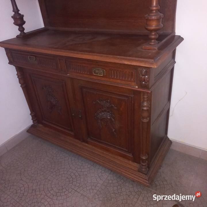 Kredens z epoki Warszawa