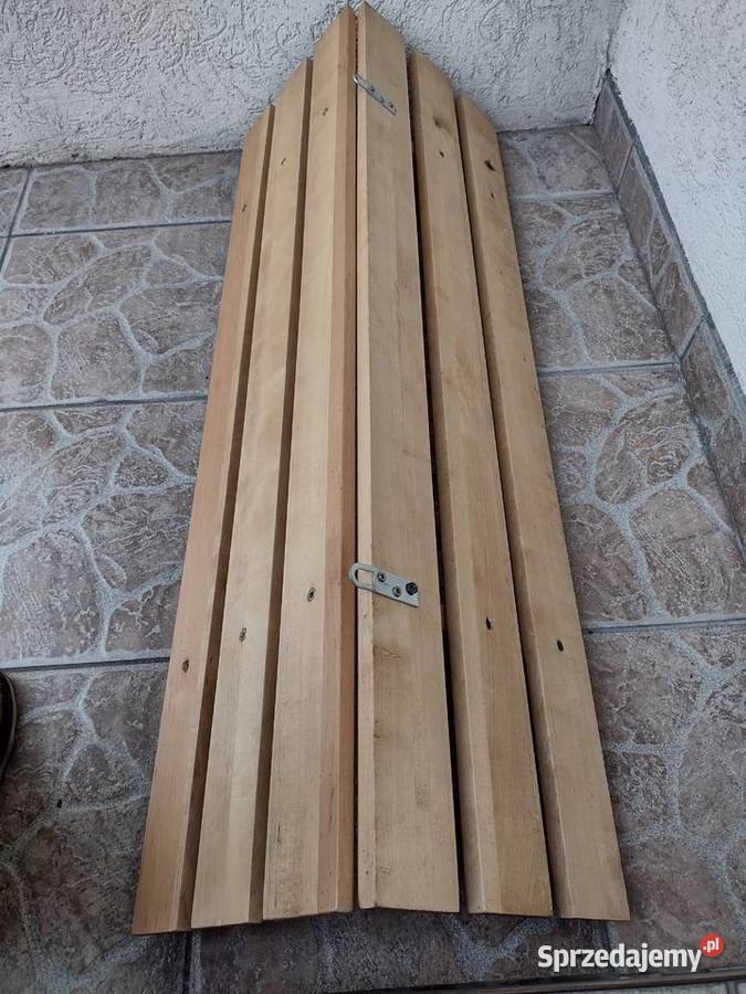 Wieszak ścienny drewniany