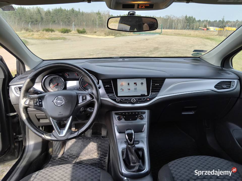 Opel Astra K Sportstourer garażowany Lubin sprzedam