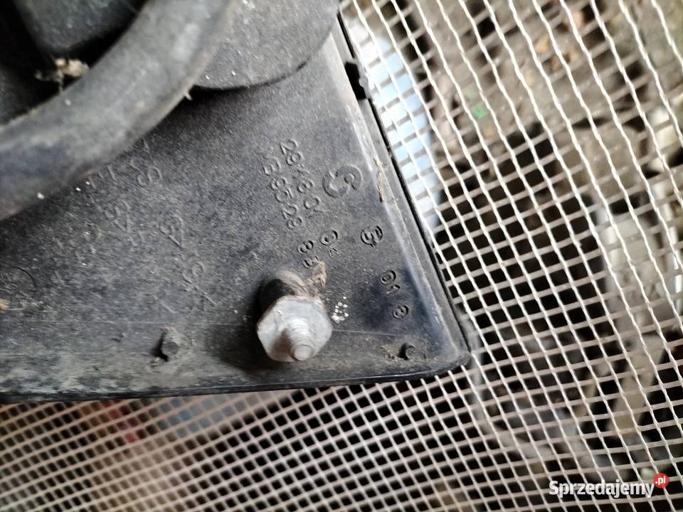 Mitsubishi Carisma LAMPA TYŁ TYLNA KLAPA Motoryzacja