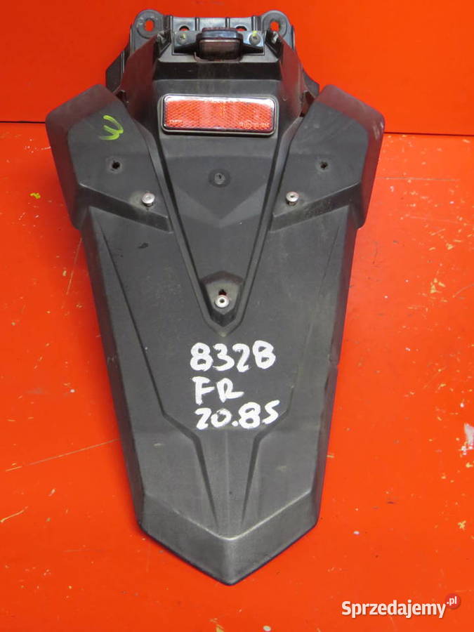 HONDA FORZA FSS 125 2019 chlapacz tył tylny