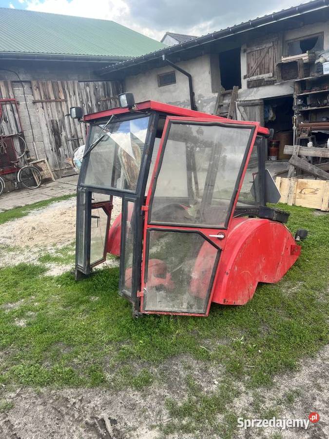 Kabina sadownicza z błotnikami mf 235